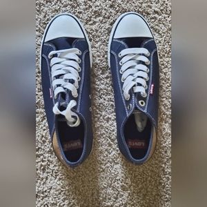 NEW Men's Levi's sneakers